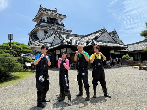 「緊急SOS！池の水ぜんぶ抜く大作戦」より、高知城を訪れるみなみかわ、ぱーてぃーちゃん・すがちゃん最高No.1ら