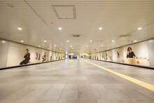 ニューヨークを起用したヤクルトの広告