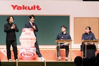 「受験生サプライズ応援出張授業 by Yakult」のワンシーン