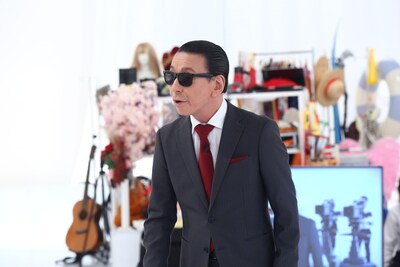 ジョニー志村扮するタモリ