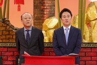 左から出口保行、服部優陽アナウンサー