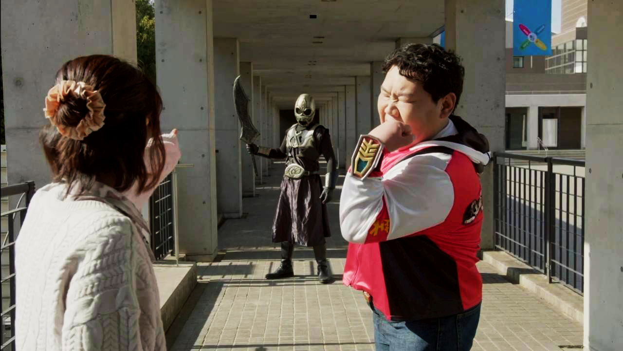 「オワライバー」のワンシーン