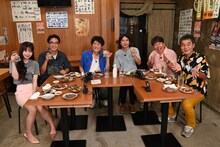 「千原ジュニアのヘベレケSP」に出演する（左から）村川緋杏、おぎやはぎ矢作、千原ジュニア、ふかわりょう、ダチョウ倶楽部