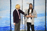 真空ジェシカによる漫才の様子