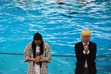 祈るように結果を待つ真空ジェシカ