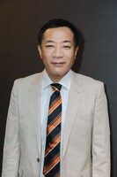 ナイツ塙扮する肉山の元相方・矢保山