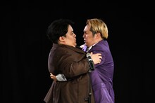 ビューティフルトーキョーマンズ初単独ライブ「ロサンゼルスバケーション」の様子