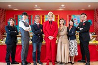 「言われてみれば確かに！」に出演するMCのメイプル超合金カズレーザー（中央）、ガクテンソク奥田（右端）ら