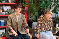 左から、浮所飛貴、丸山桂里奈