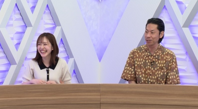 左から、南後杏子アナと呂布カルマ