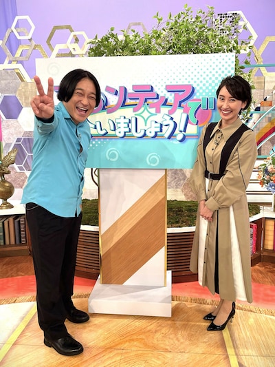 MCの永野と野口葵衣（NHKアナウンサー）