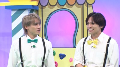 左から、二階堂高嗣、猪俣周杜