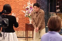 イ・ボミのゴルフレッスンを受ける千鳥ノブ