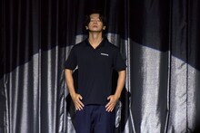 ライブのオープニングに登場したマヂカルラブリー・野田クリスタル