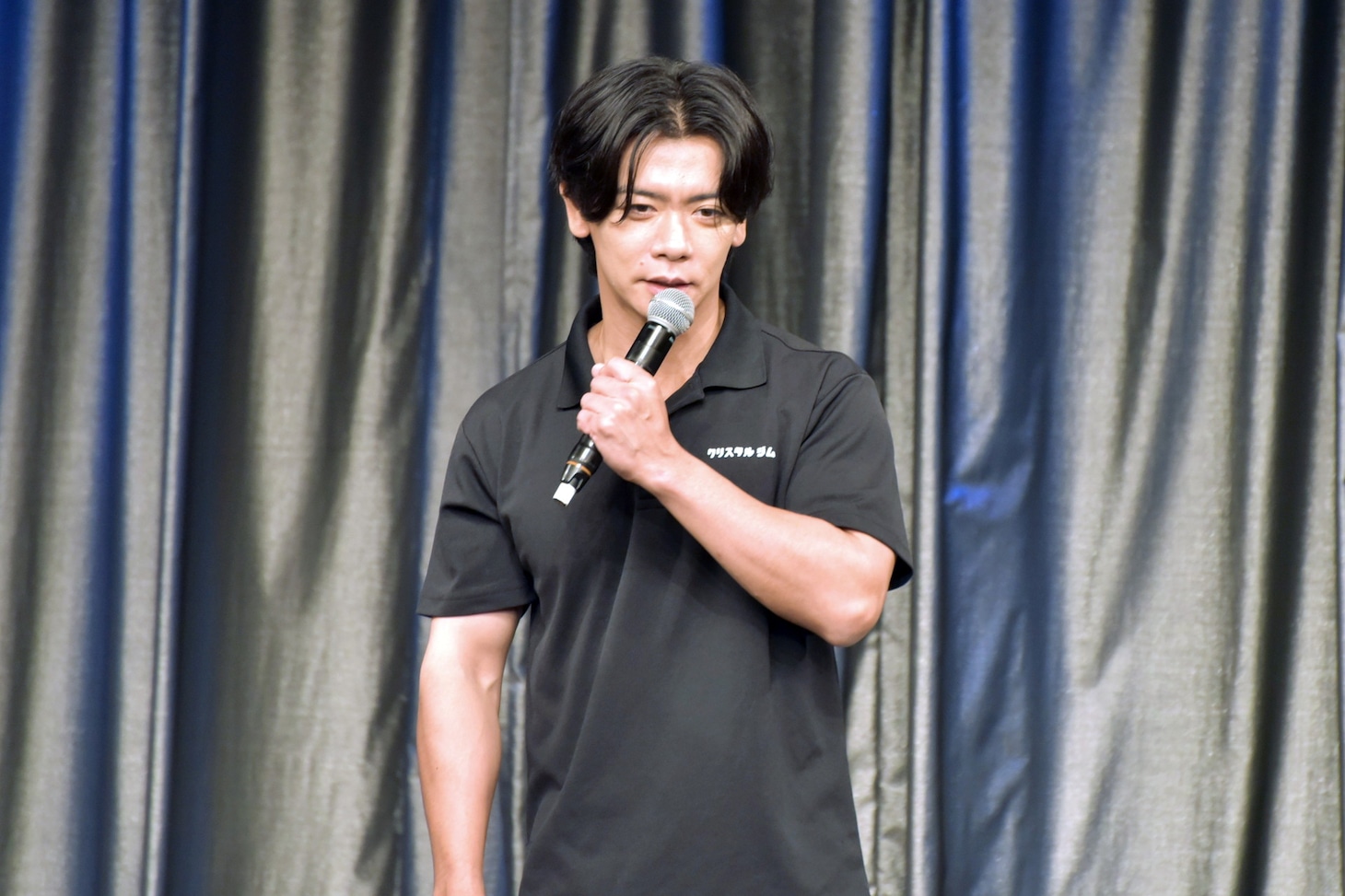 青木マッチョ「クリスタルジム神7総選挙」と「ワイシャツボディコンテスト」の2冠