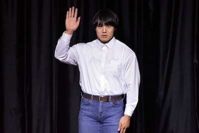 「ワイシャツボディコンテスト」で優勝した青木マッチョ