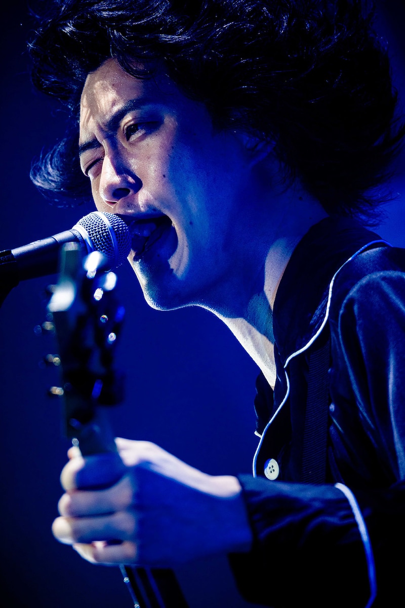 「粗品 全国五大都市ツアー『新世界より』」東京公演の様子（Photo by 渡邉一生）