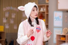 コント「オオカミと子ヤギ」に出演する天海祐希