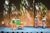 コント「ちゃんと伝えろ」より（撮影：岩佐篤樹）