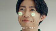 セブン‐イレブンの新CM「麺でウカウカ」編より