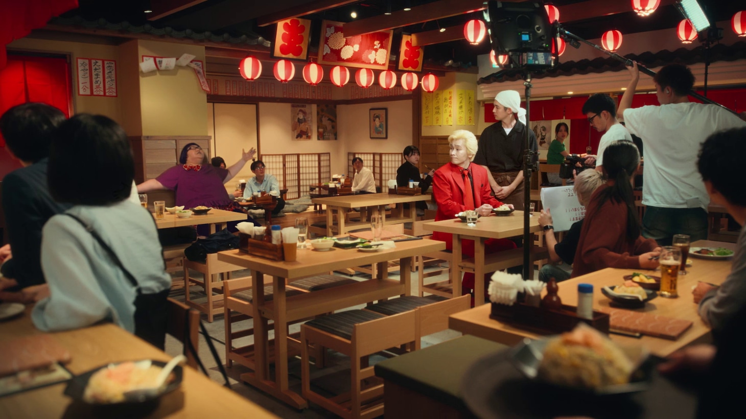 ニチレイフーズのWeb動画「ニチレポ」の「お店の炒飯」編より