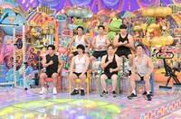 「アメトーーク！」に集結するマヂカルラブリー・野田クリスタル（前列左端）ら「筋トレ芸人」たち