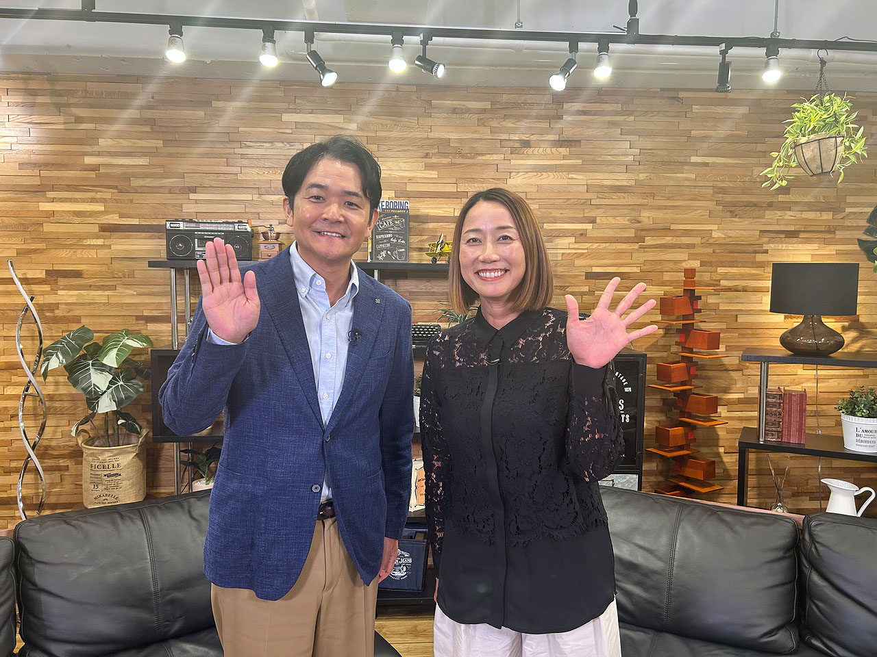 「高校ゴルフNo.1決定戦～緑の甲子園～」に出演する千鳥ノブと原江里菜