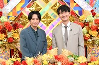 左から二宮和也、南原清隆