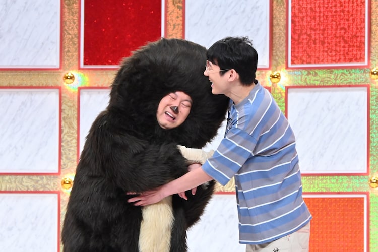 1本目「モグドン」を披露するロングコートダディ ©TBS - ロングコートダディ「キングオブコント2025」優勝会見 新たなスタートに立てたの ...