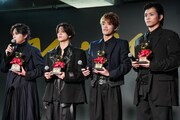 大賞受賞のtimelesz。左から佐藤勝利、松島聡、原嘉孝、篠塚大輝