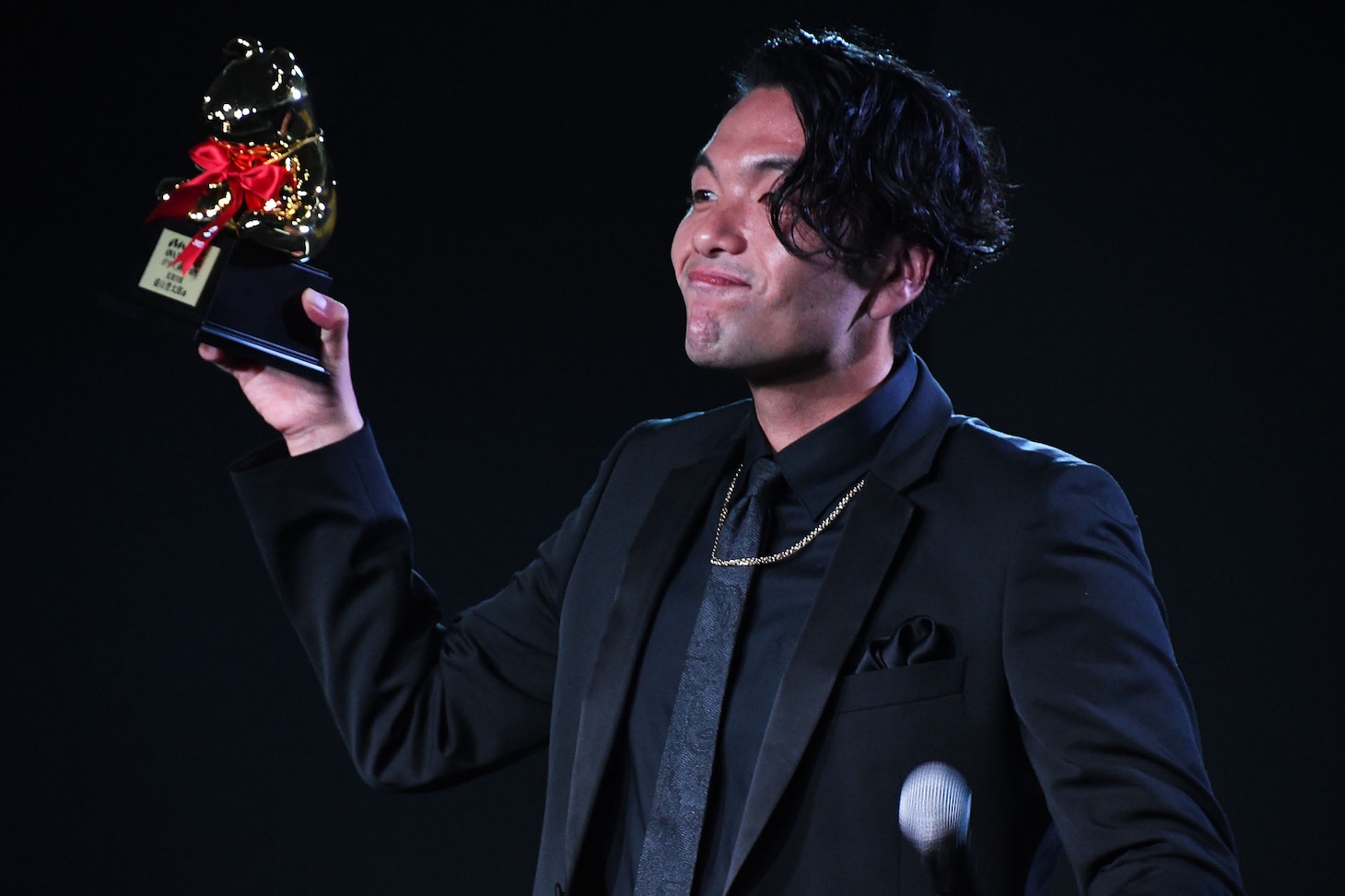 「anan AWARD 2025」ボディメイク部門を受賞した見取り図・盛山