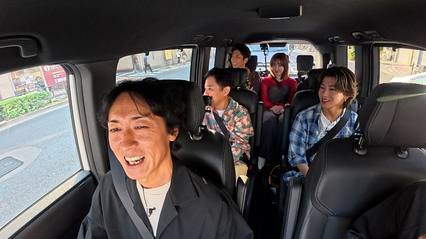 「ぐるぐるナインティナイン」の企画「カーナビの声 誰か当てたらゴチになります！」のワンシーン
