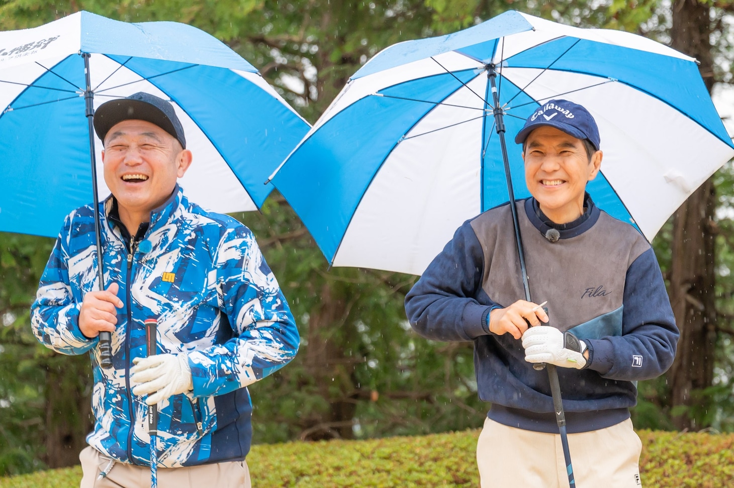 左から、ずん・やす、関根勤