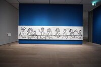 「浜田雅功展『空を横切る飛行雲』」展示会場内の様子