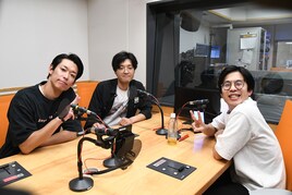 青色1号がラジオ生放送で「キングオブコント」回想、「次は有吉さんに怒られないように」
