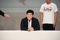 報告を行う例えば炎タキノ