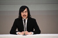 報告を行うジョックロック福本