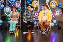 左から村上佳菜子、南海キャンディーズ山里、マユリカ