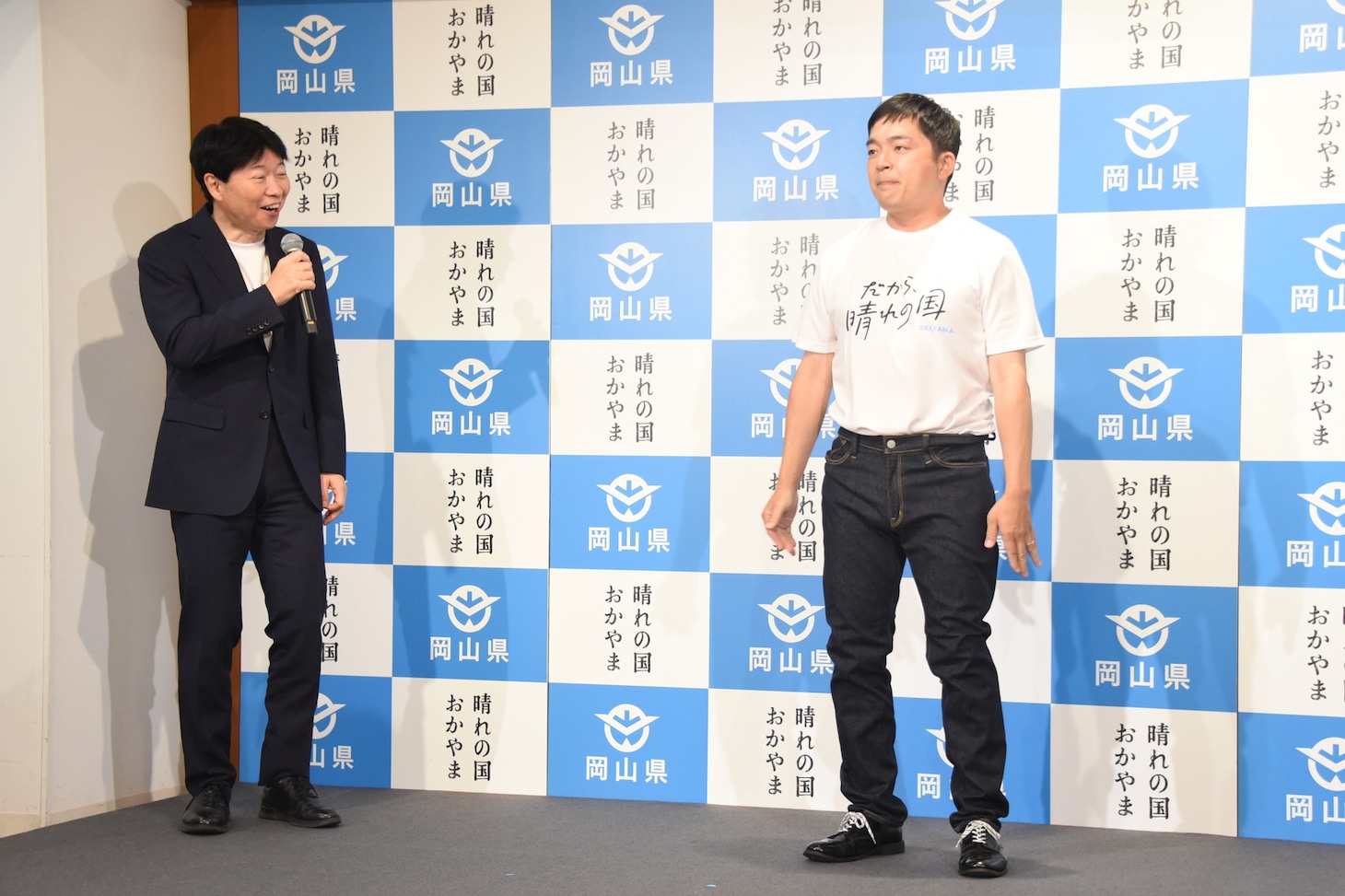 早着替えに成功したウエストランド河本（右）