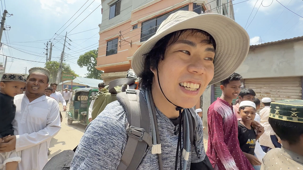 「世界の果てに、くるま置いてきた」より ©AbemaTV, Inc