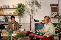 左からさらば青春の光・森田、ハラミちゃん