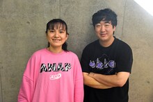 喫茶ムーン。左からレヲン、阿部南斗