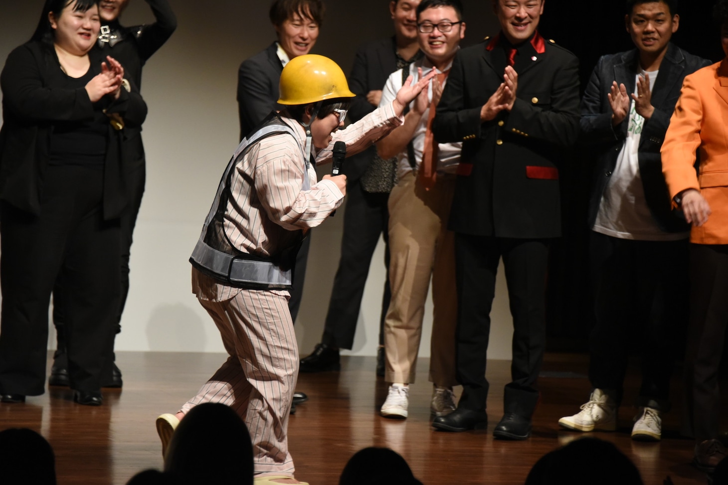 にぼしいわしが新会社設立ライブで社歌や社ギャグお披露目　社長は大方の予想を裏切って、にぼし！