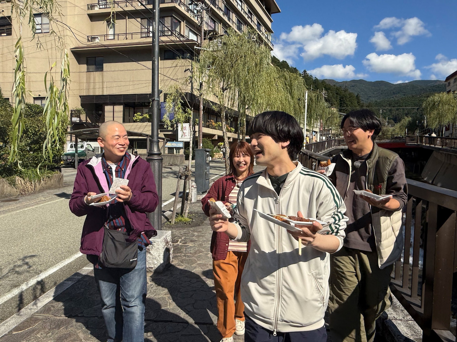 ダウ90000蓮見、Aマッソ加納、ザ・マミィ林田、上田航平が4人旅を終えてネタ執筆開始
