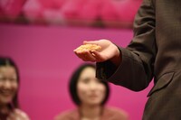 紺野ぶるまが持っていた“おいなりさん”