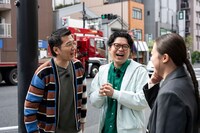 ロケに臨むヤーレンズ