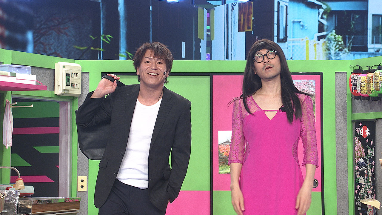 即興コントを披露する狩野英孝＆GAG福井のコンビ