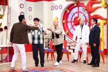 左から東野幸治、ずん、錦鯉