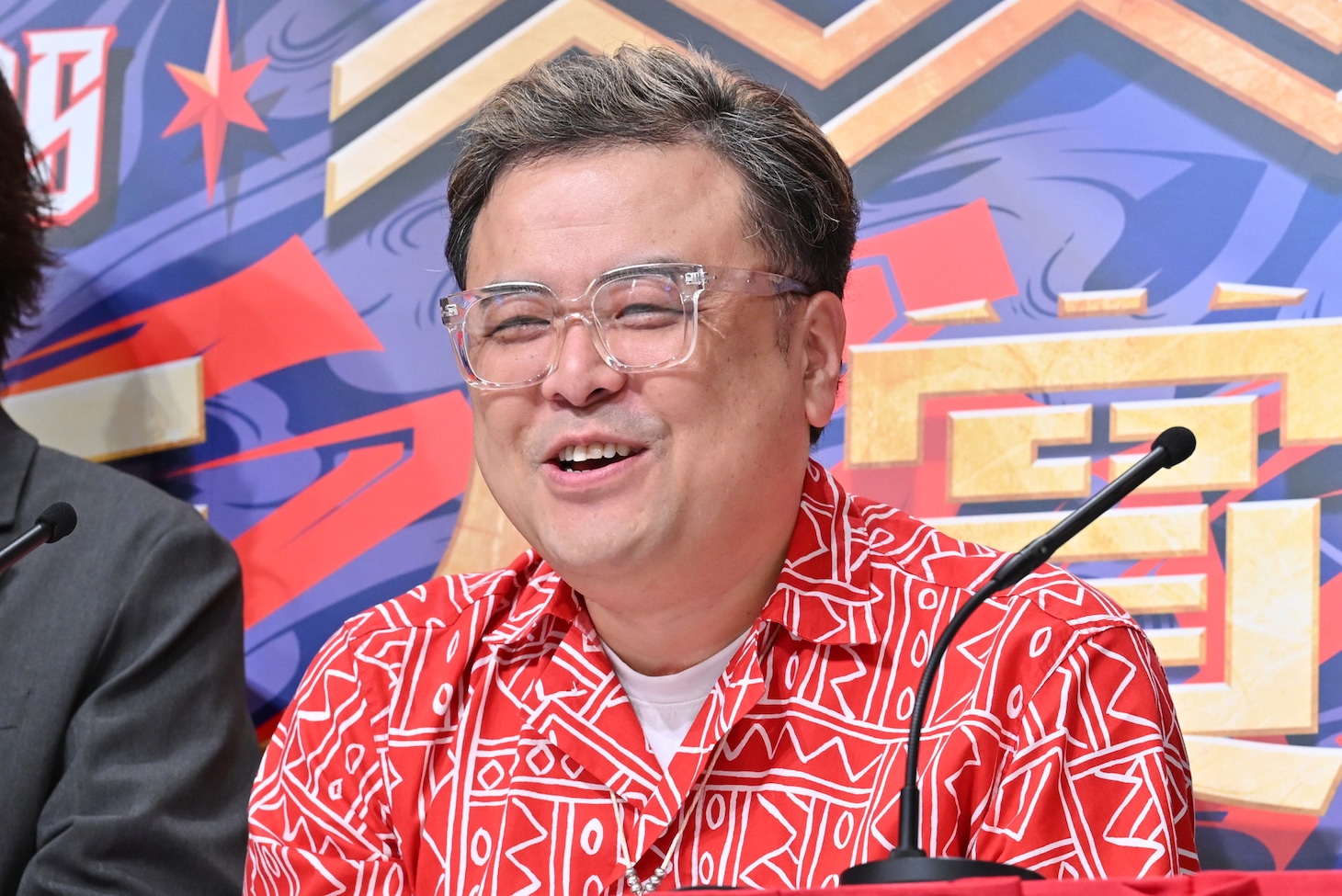 とろサーモン久保田