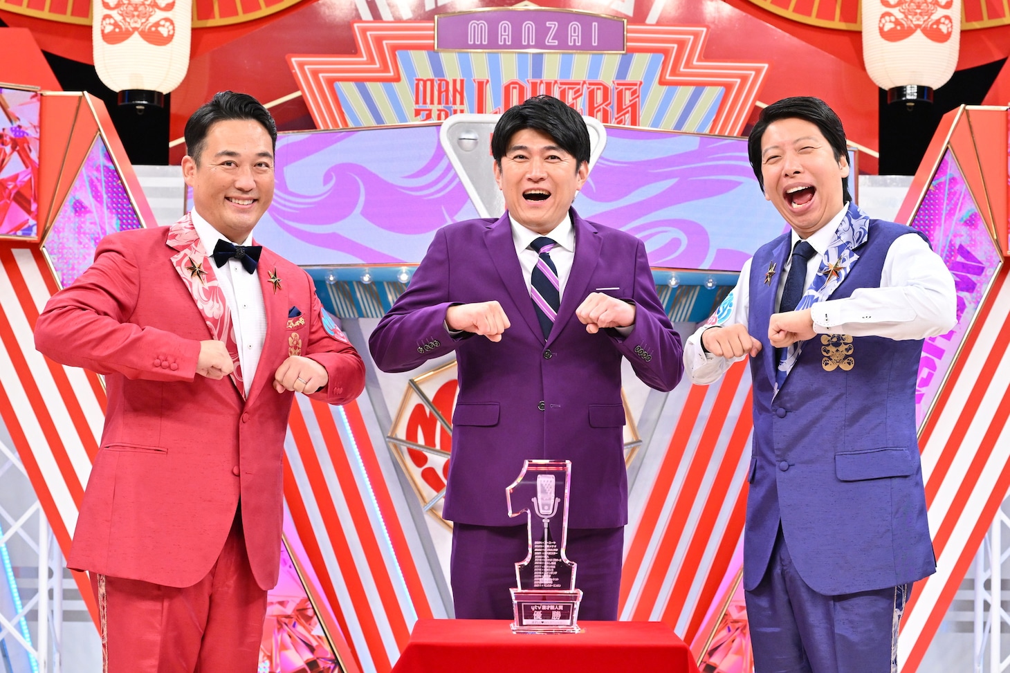 左から藤崎マーケット田崎、藤井貴彦、藤崎マーケット・トキ